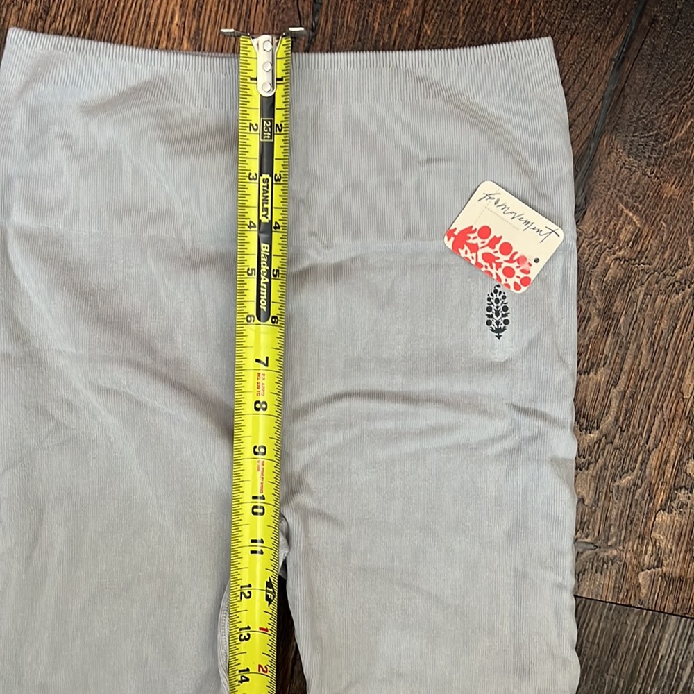 47. Free People Movement Rich Soul Ribbed Leggings in Arctic Mist M/L - Picture 6 of 7